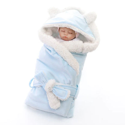 "Snuggle Up with Baby Lamby: Ultra Soft Velour Fleece Blanket for Cozy Comfort!"